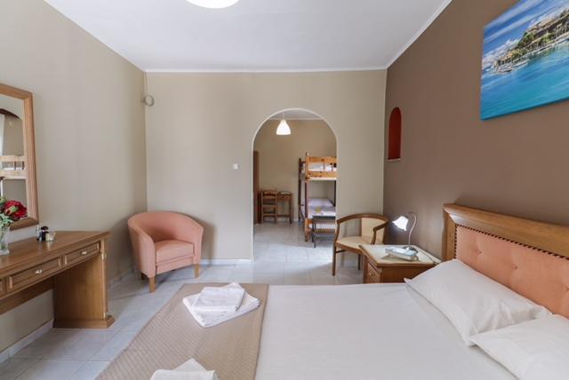 Moka Evia Island Hotel Akhladheri ภายนอก รูปภาพ